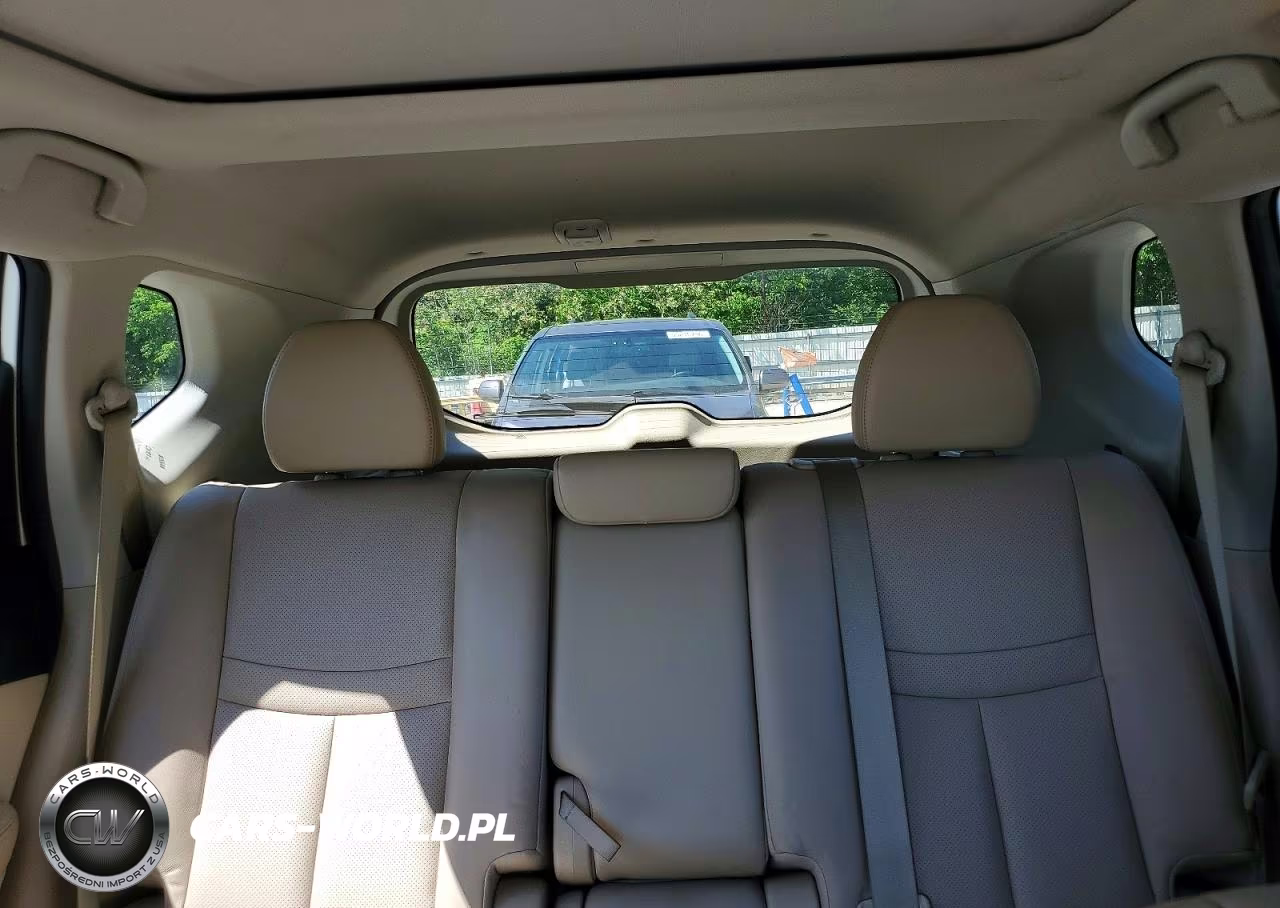 2015 Nissan Rogue Sl VIN:5N1AT2MV7FC858873 - 10