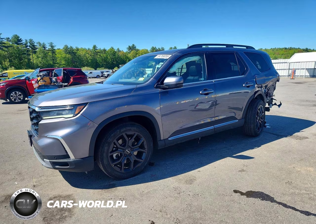 2025 Honda Pilot Touring – zdjęcie 1 z 13