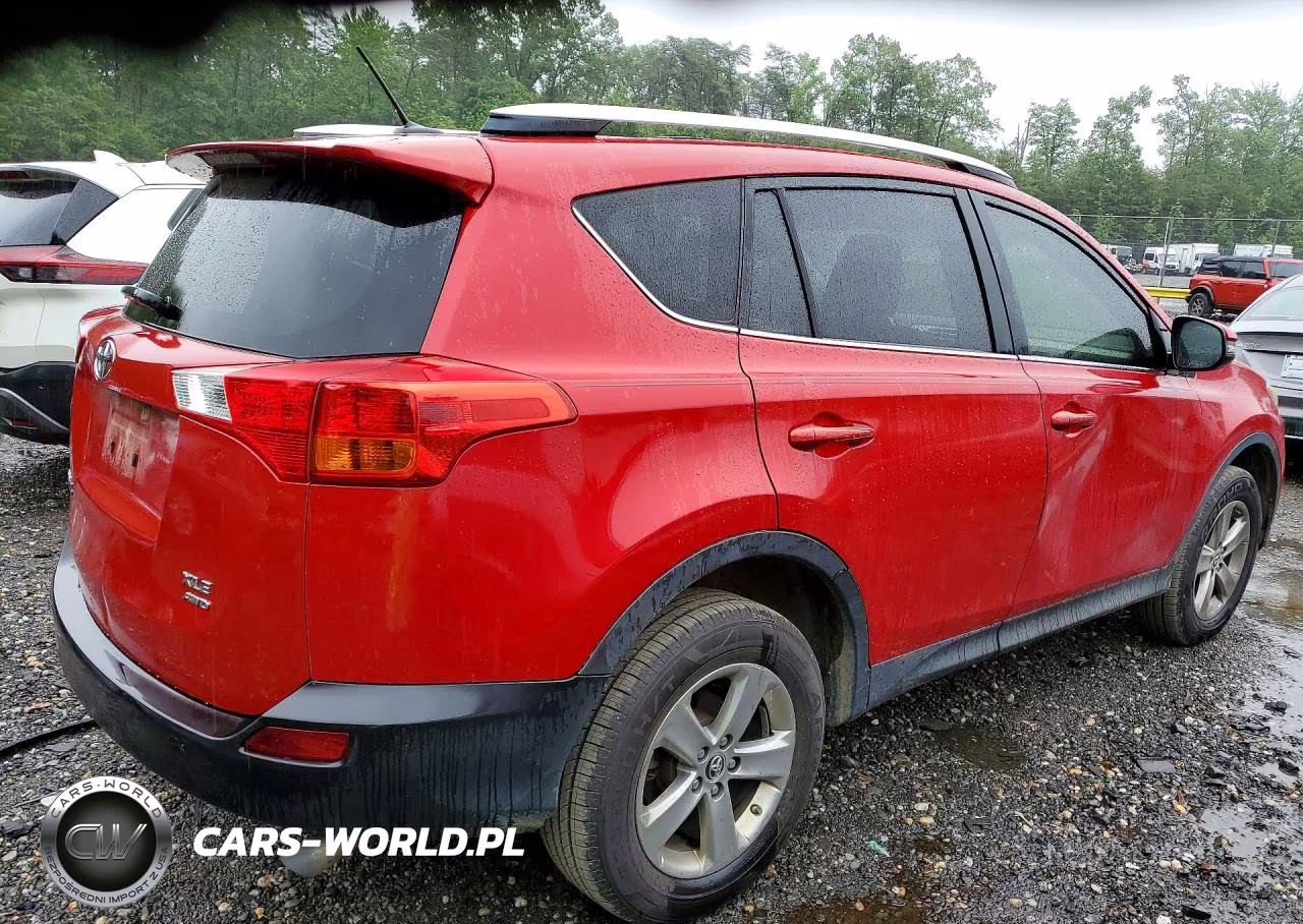 2015 Toyota Rav4 Xle VIN:JTMRFREV1FD161358 - 3