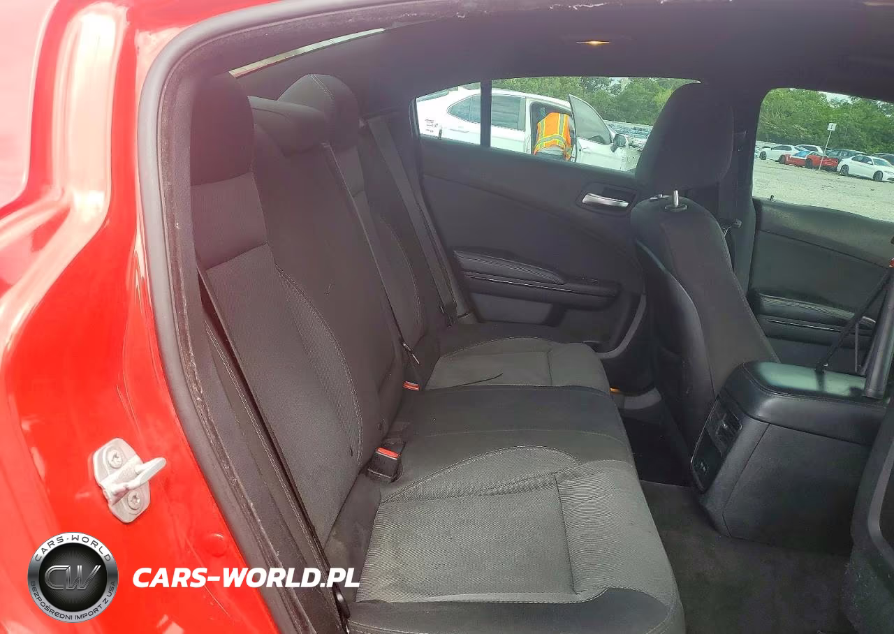 2018 Dodge Charger Sxt VIN:2C3CDXBG8JH186327 - 10
