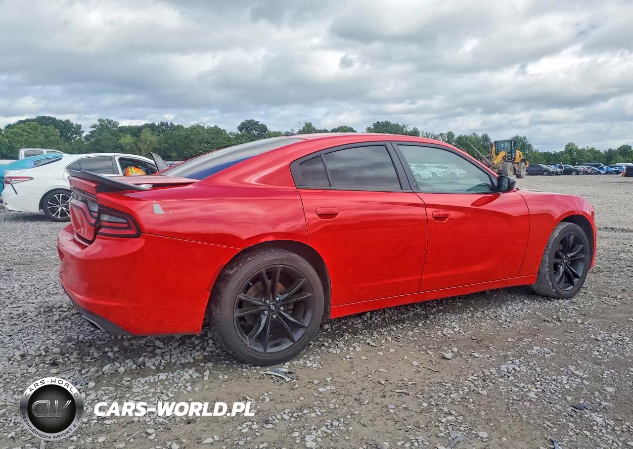 2018 Dodge Charger Sxt VIN:2C3CDXBG8JH186327 - 3