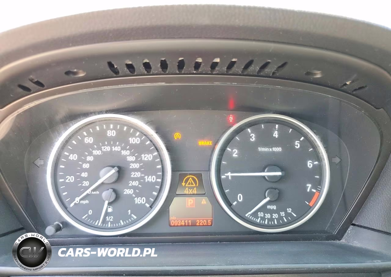 2008 BMW 528 Xi VIN:WBANV13568CZ58202 - 9