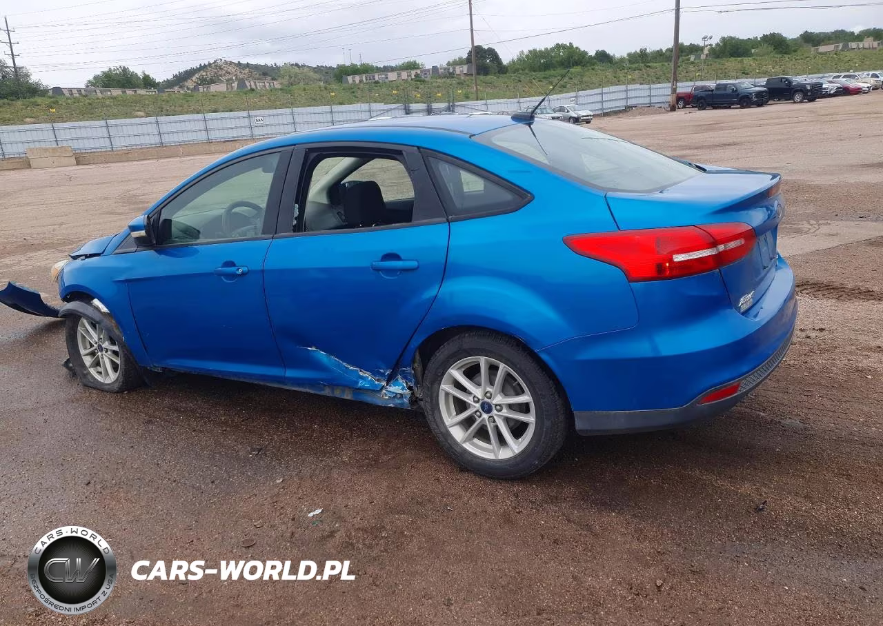 2015 Ford Focus VIN:1FADP3F2XFL300083 - 2