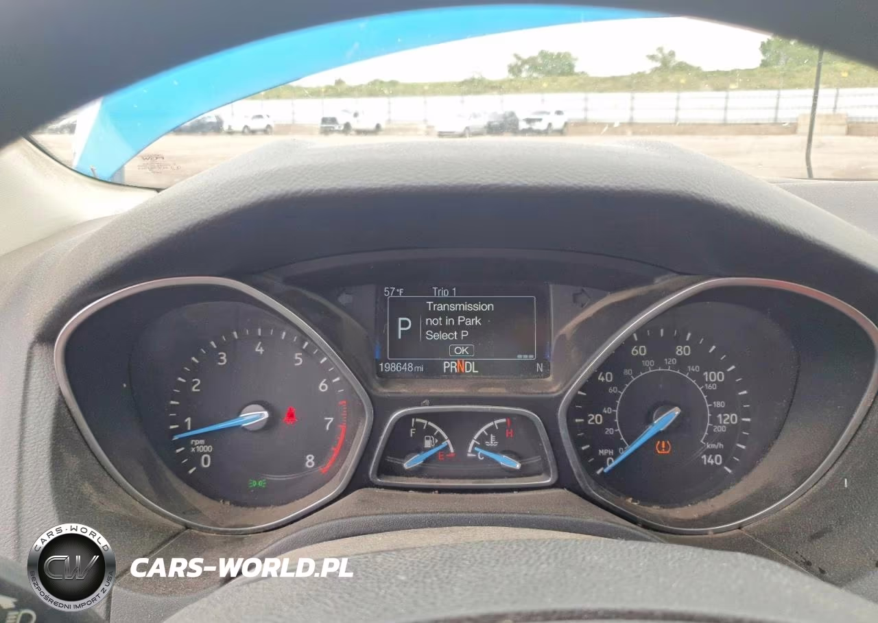 2015 Ford Focus VIN:1FADP3F2XFL300083 - 9