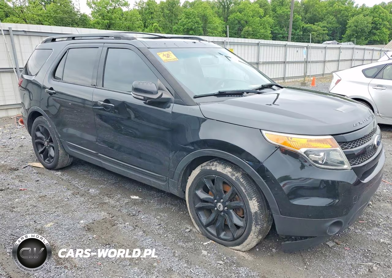 2015 Ford Explorer Sport VIN:1FM5K8GT2FGA01452 - 4