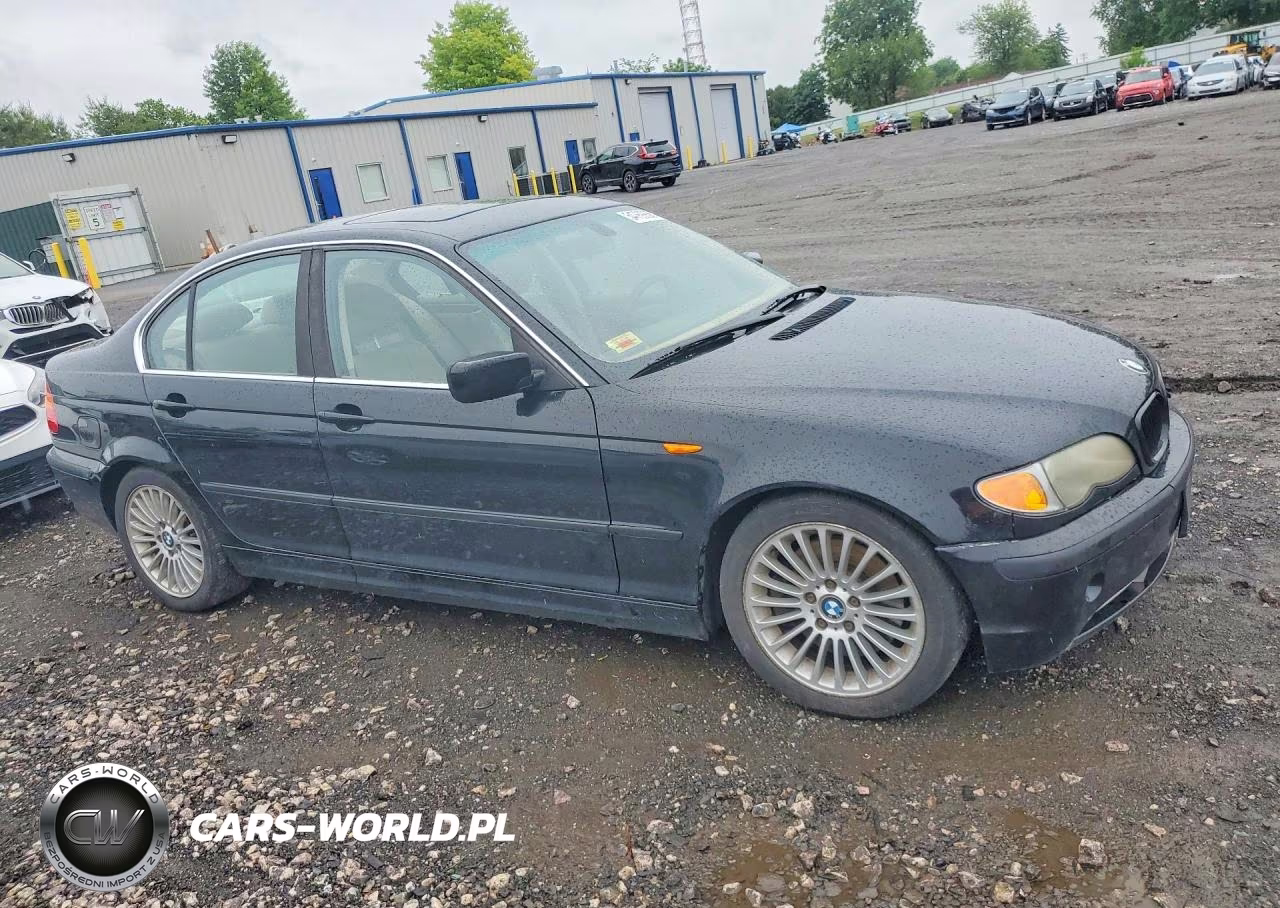 2003 BMW 330 Xi VIN:WBAEW53473PG23224 - 4