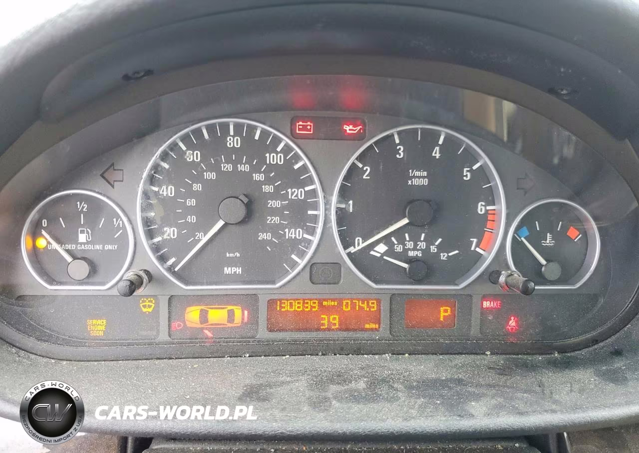 2003 BMW 330 Xi VIN:WBAEW53473PG23224 - 9