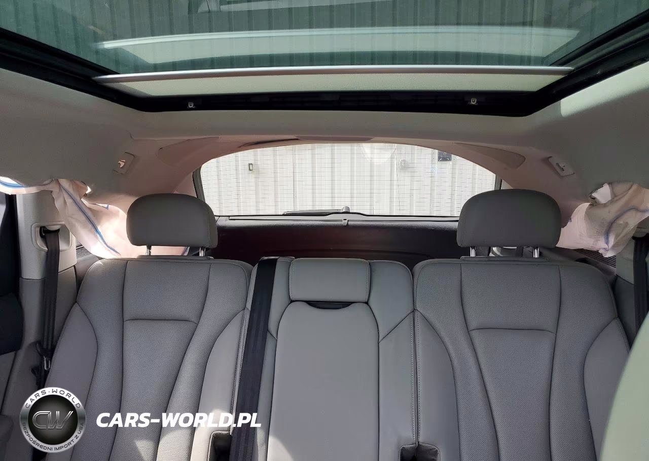 2021 Audi Q7 Premium Plus VIN:WA1LJAF76MD030889 - 10