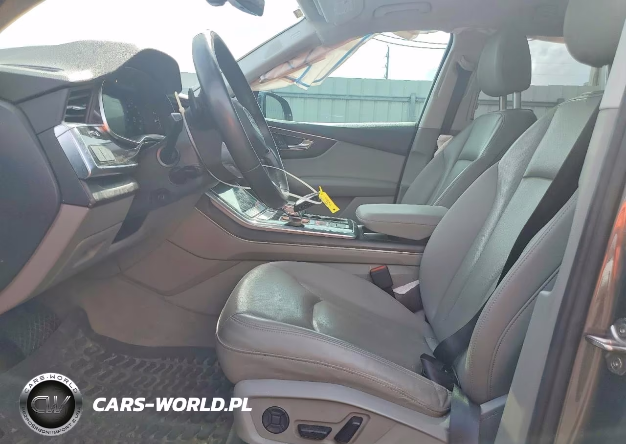 2021 Audi Q7 Premium Plus VIN:WA1LJAF76MD030889 - 7