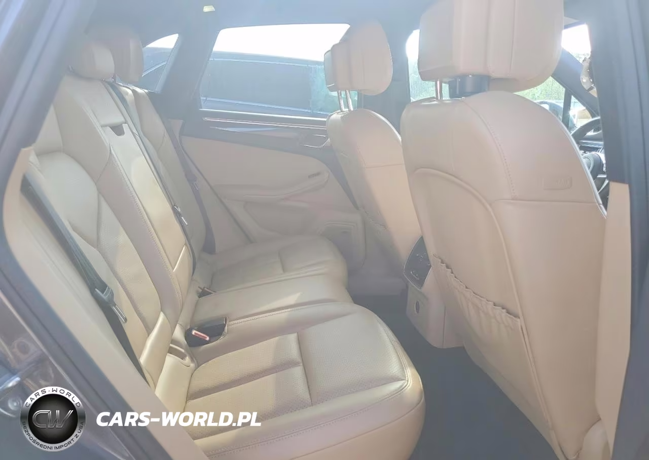 2018 Porsche Macan VIN:WP1AA2A53JLB21806 - 10