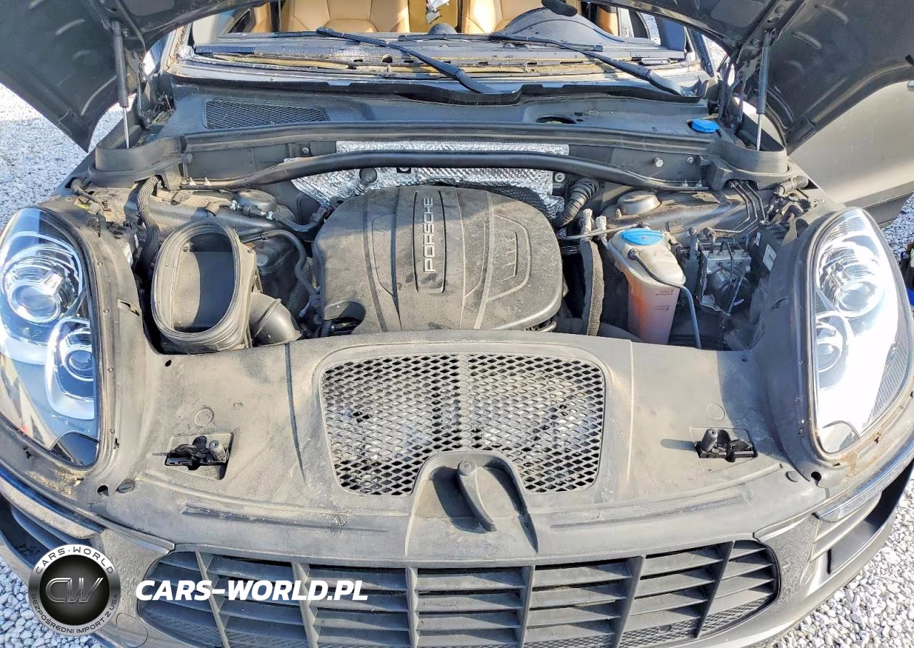 2018 Porsche Macan VIN:WP1AA2A53JLB21806 - 11