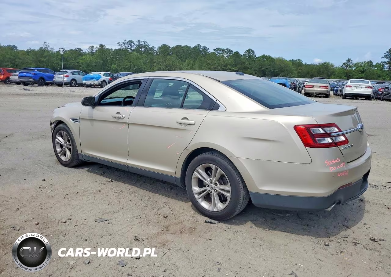 2018 Ford Taurus Sel VIN:1FAHP2E85JG116673 - 2