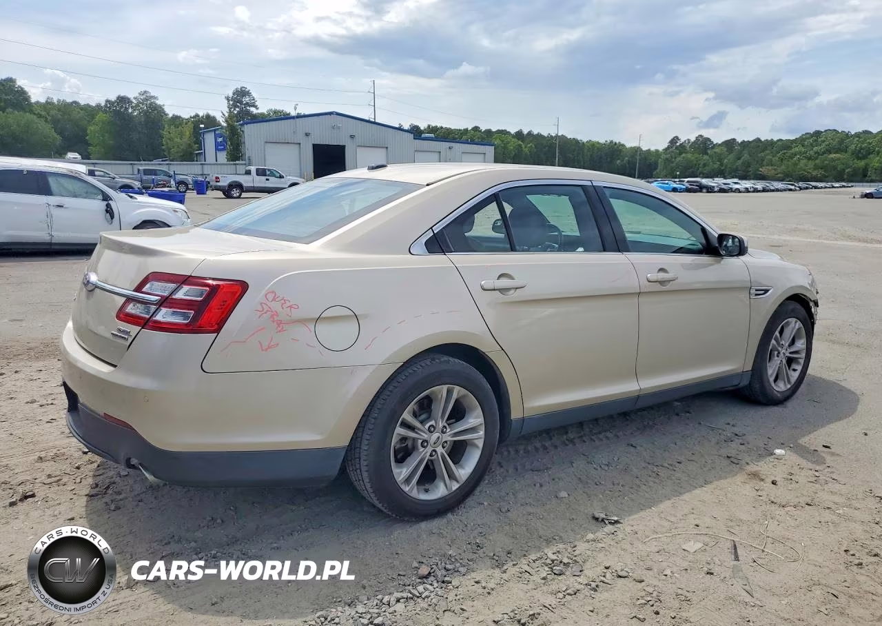 2018 Ford Taurus Sel VIN:1FAHP2E85JG116673 - 3