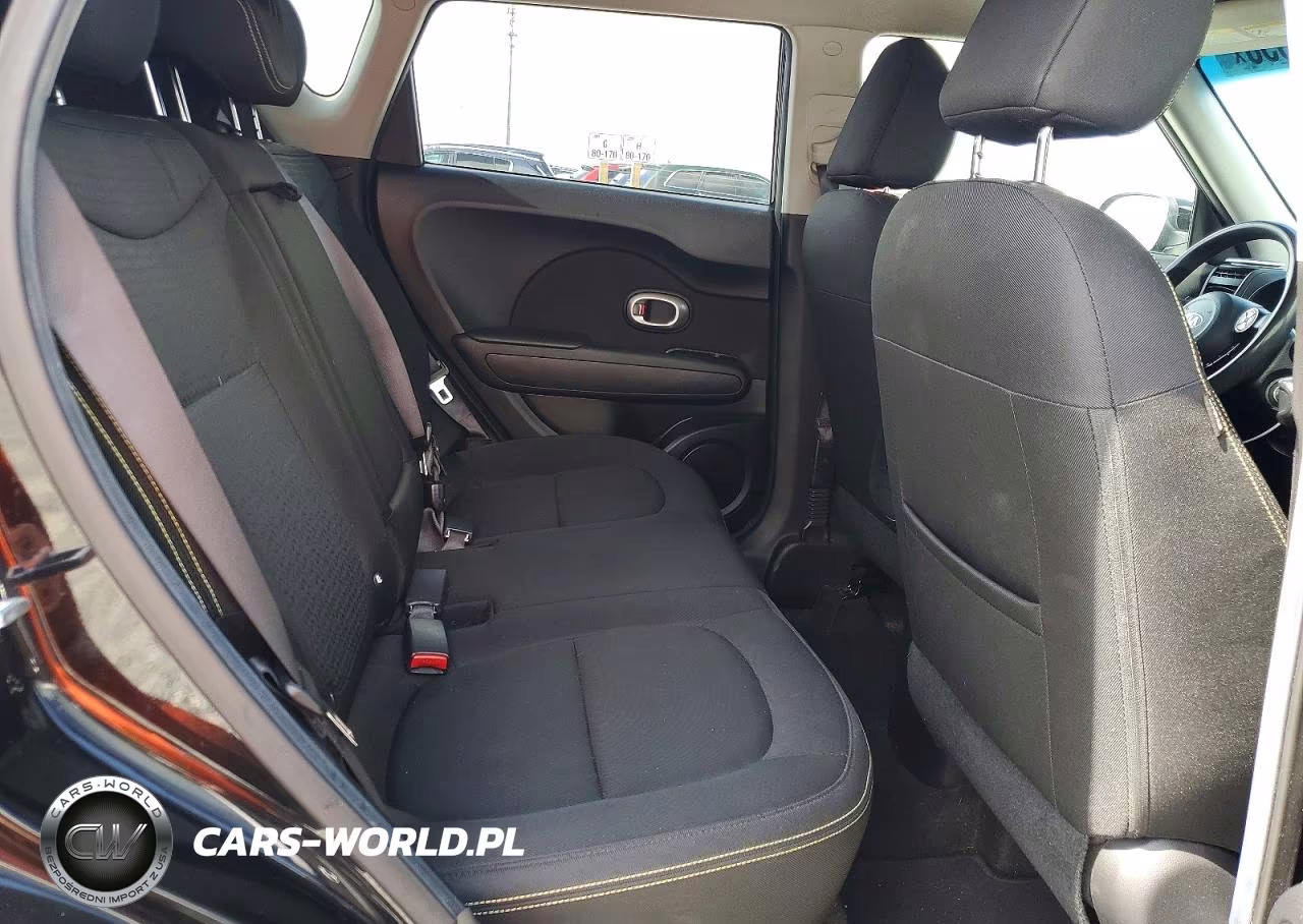 2016 Kia Soul + VIN:KNDJP3A50G7329407 - 10