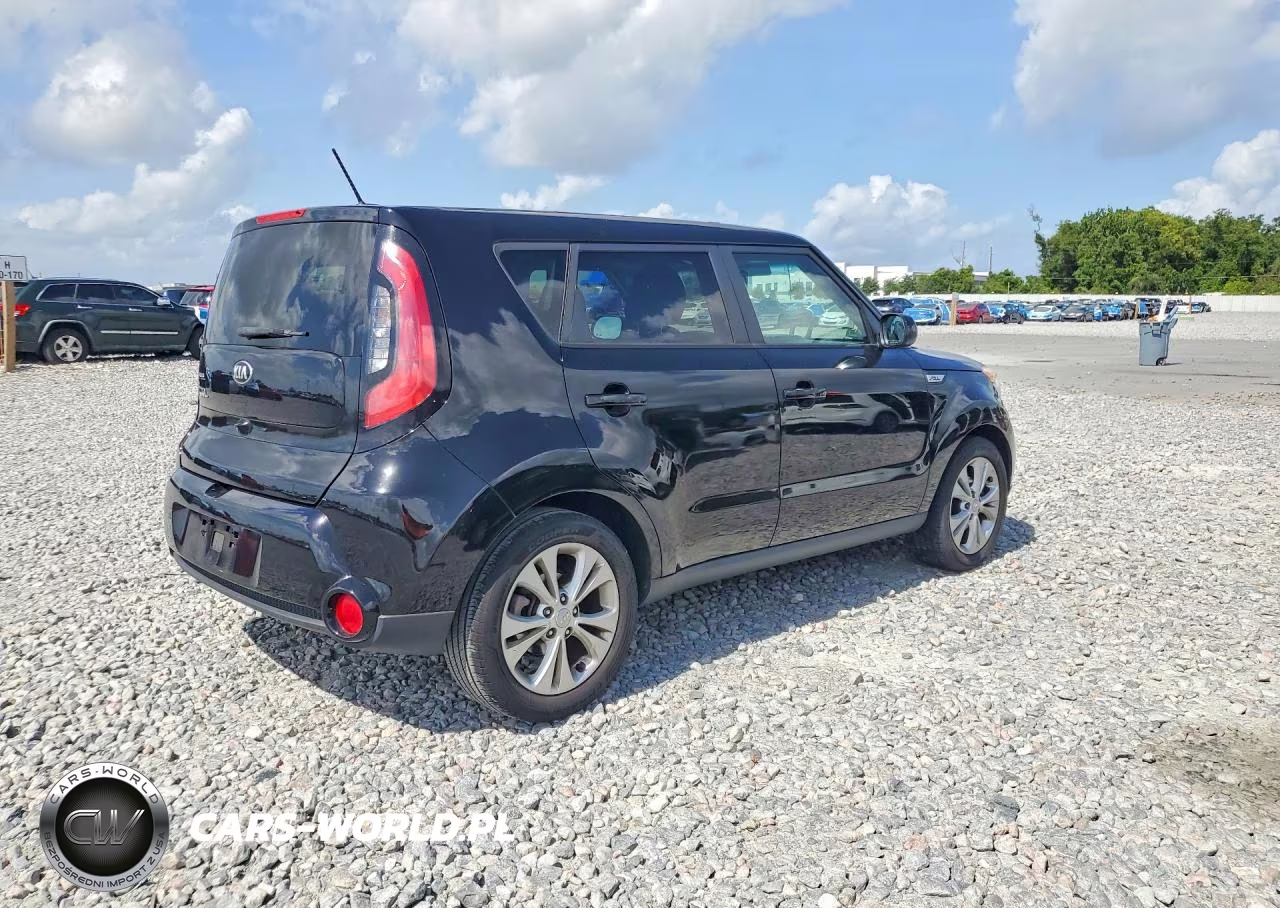 2016 Kia Soul + VIN:KNDJP3A50G7329407 - 3