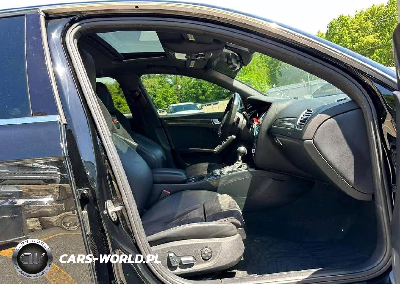 2013 Audi S4 Prestige VIN:WAUKGAFL2DA169896 - 5