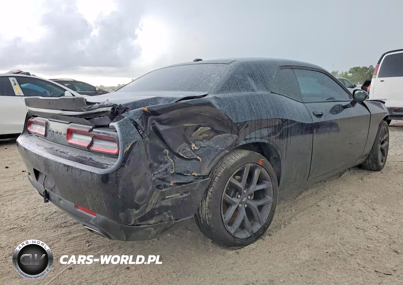 2021 Dodge Challenger Sxt VIN:2C3CDZAG4MH568260 - 3