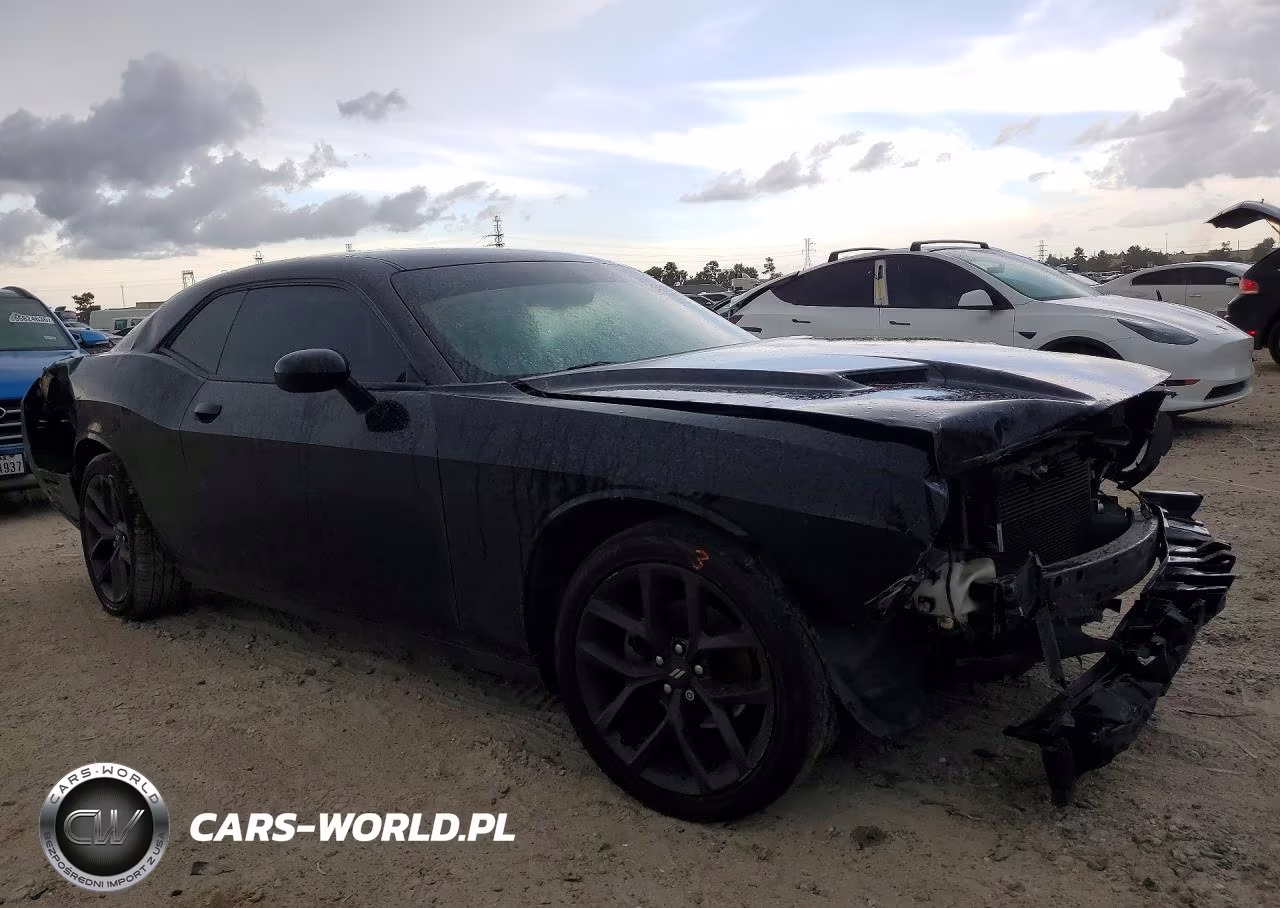 2021 Dodge Challenger Sxt VIN:2C3CDZAG4MH568260 - 4