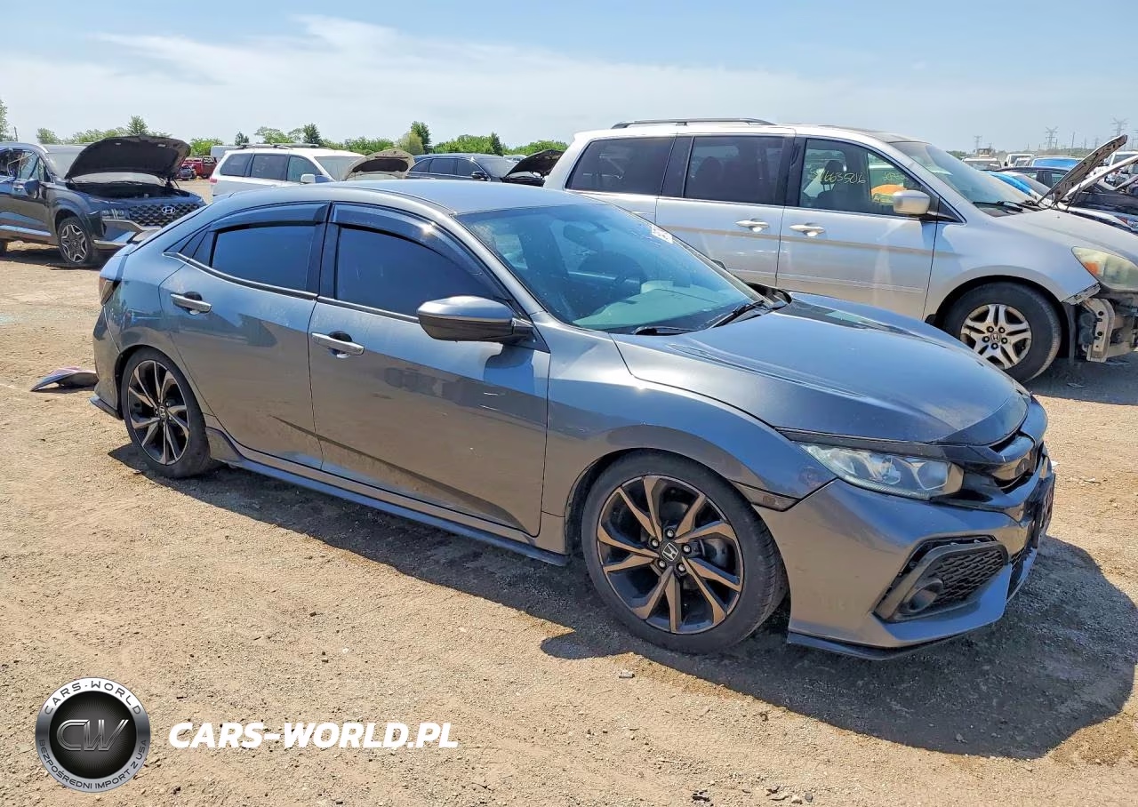 2018 Honda Civic Sport VIN:SHHFK7H41JU213495 - 4