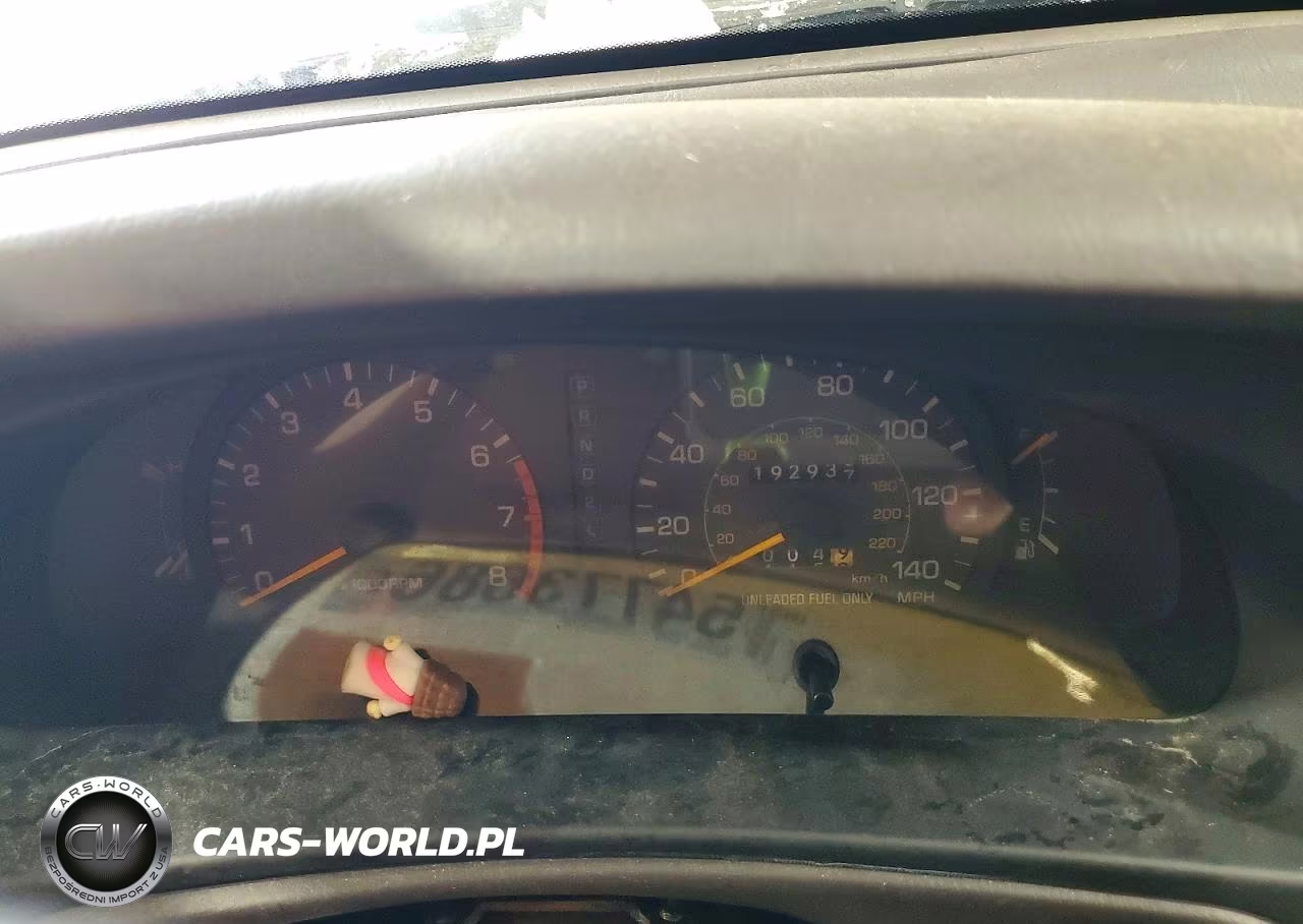 1996 Toyota Camry Le VIN:4T1BG12K4TU947592 - 9