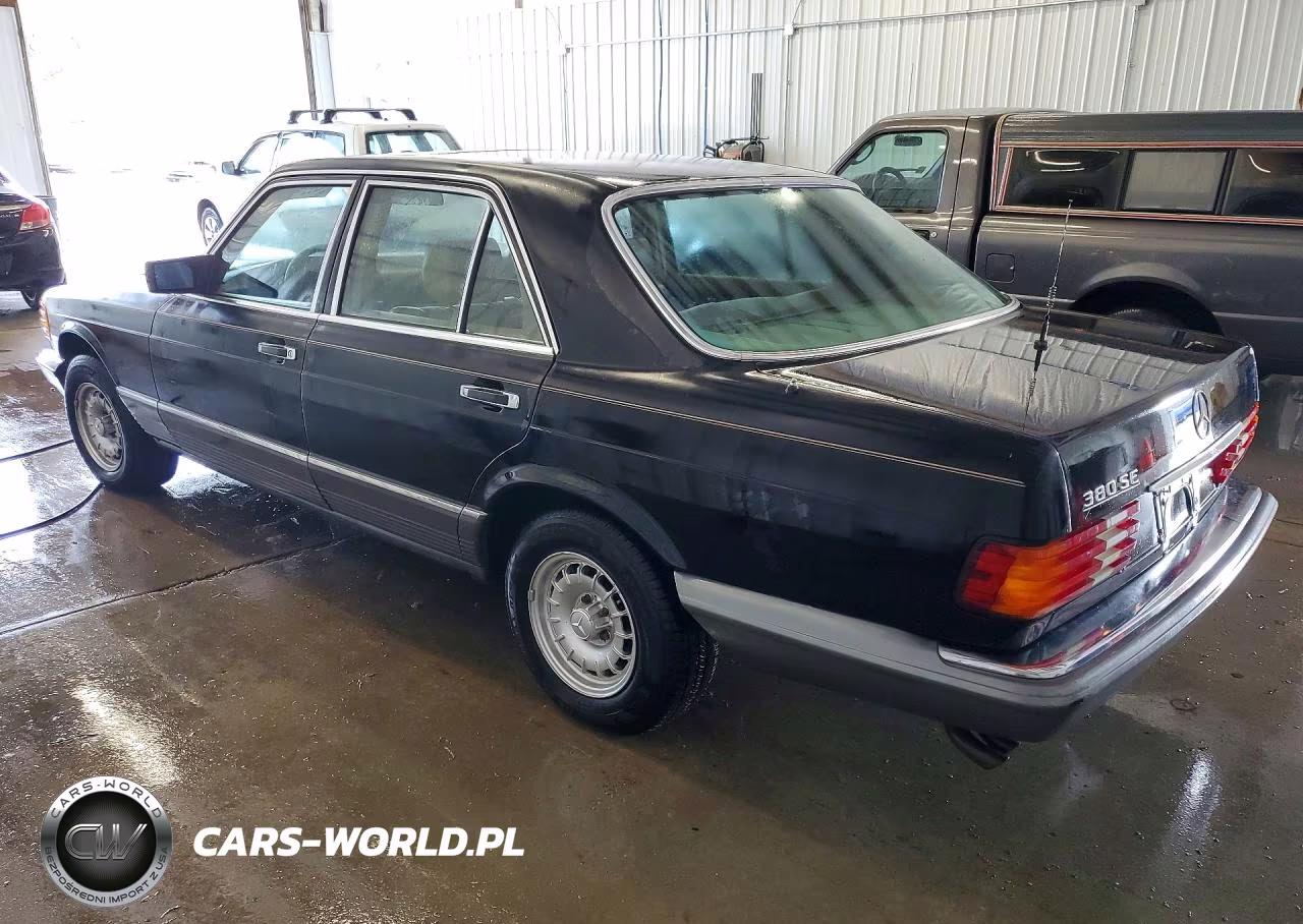 1984 Mercedes-Benz 380 Se VIN:WDBCA32A7EA025740 - 2