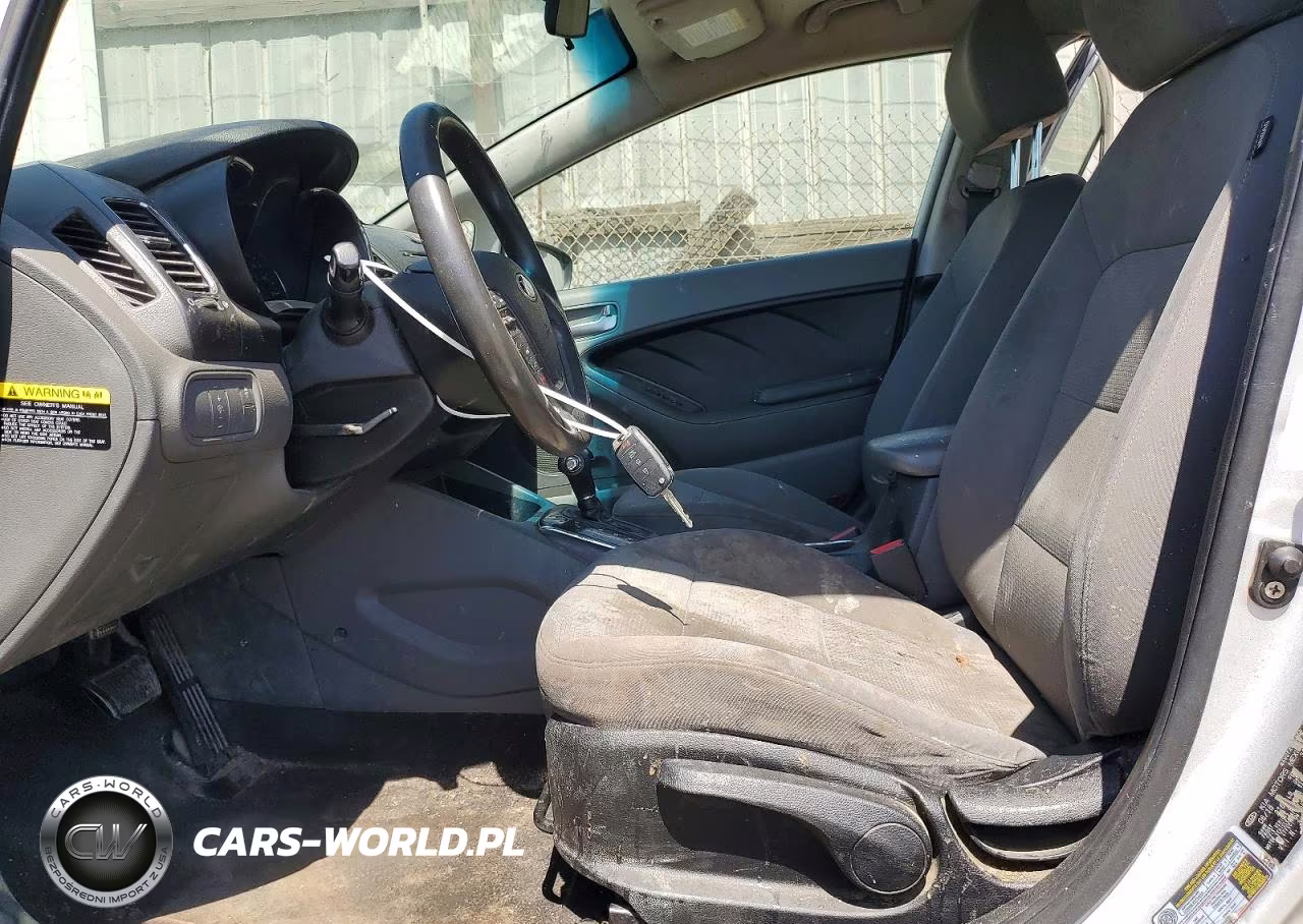 2018 Kia Forte Lx VIN:3KPFK4A79JE282509 - 7