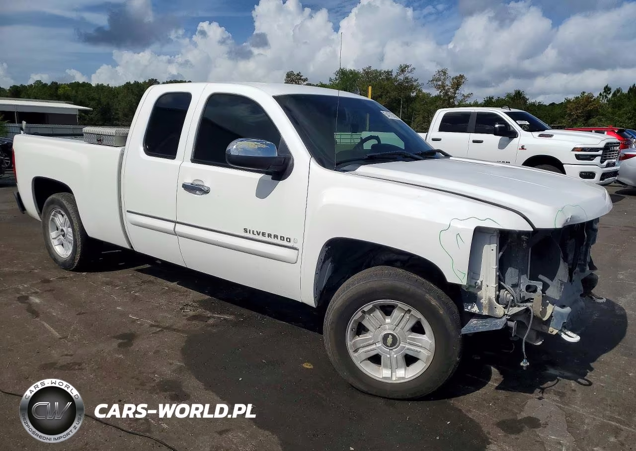 2009 Chevrolet Silverado C1500 Lt VIN:1GCEC29019Z203547 - 4
