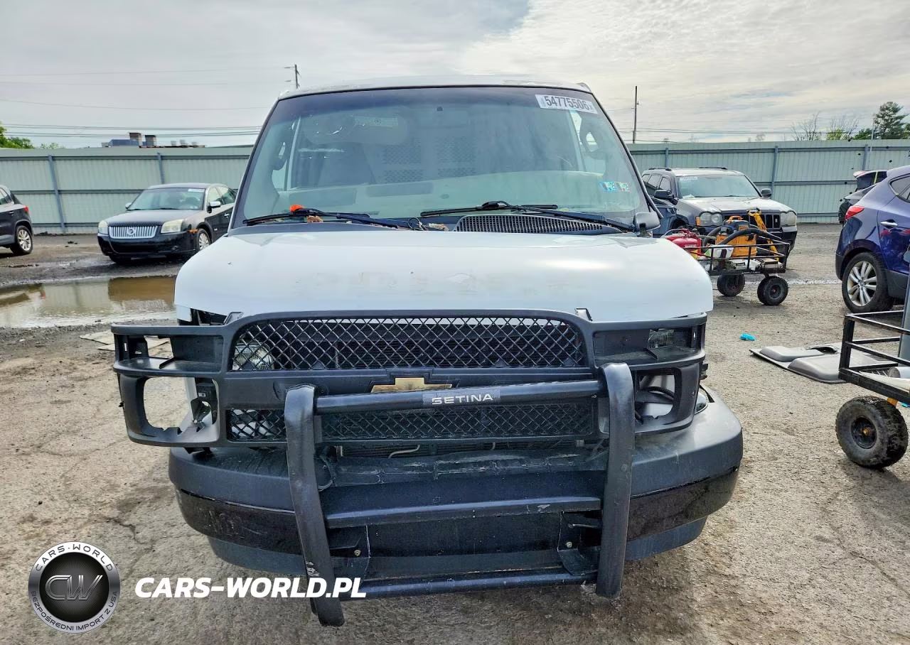 2017 Chevrolet Express G2500 VIN:1GCWGAFG0H1338830 - 5