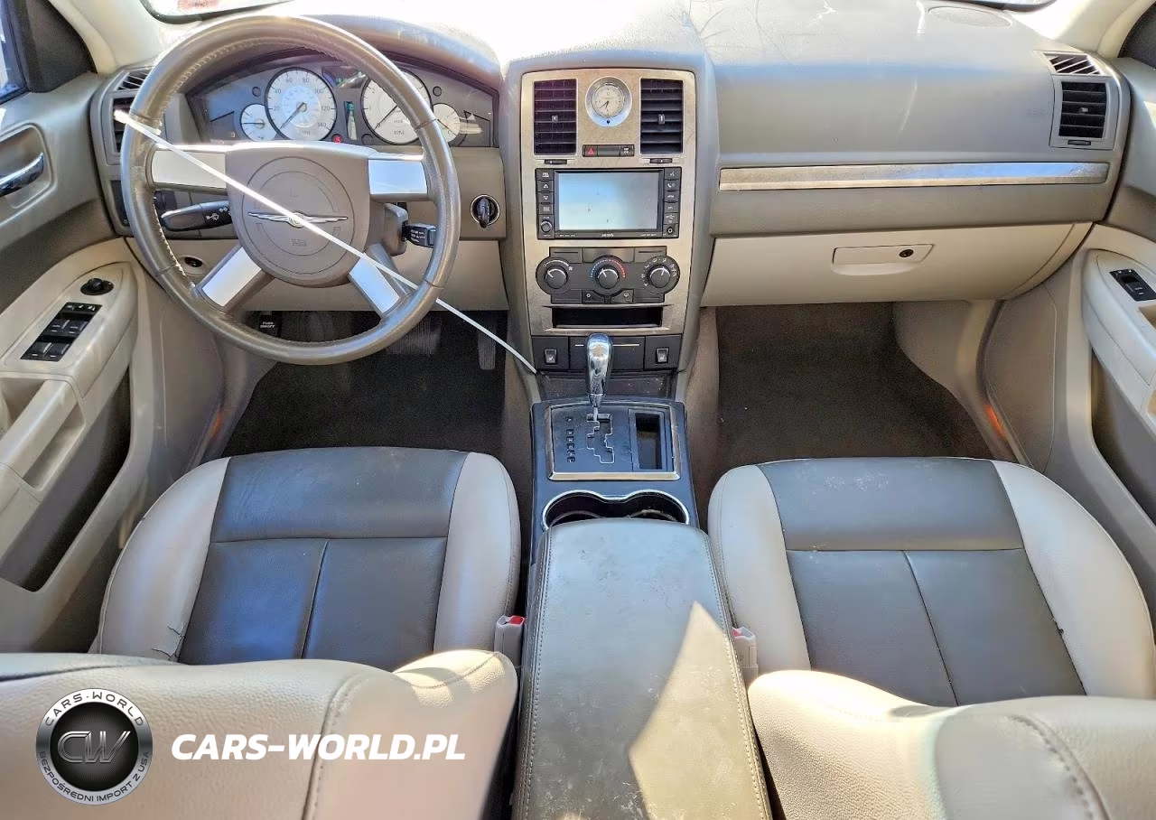 2008 Chrysler 300 Touring VIN:2C3LA53G48H262826 - 8