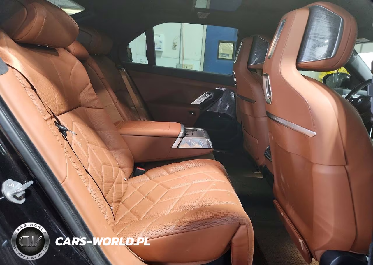 2024 BMW I7 xDrive60 VIN:WBY53EJ09RCP73326 - 11