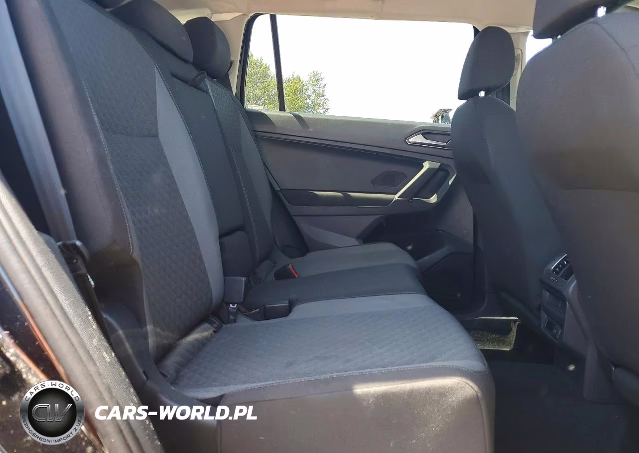 2018 Volkswagen Tiguan S VIN:3VV0B7AX5JM080622 - 11
