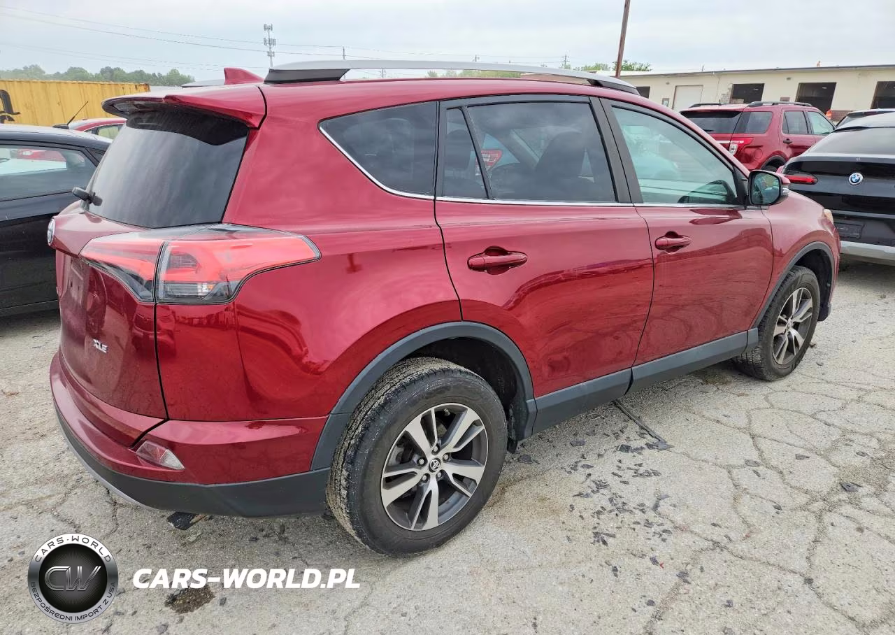 2018 Toyota Rav4 Xle VIN:2T3WFREV0JW518298 - 3