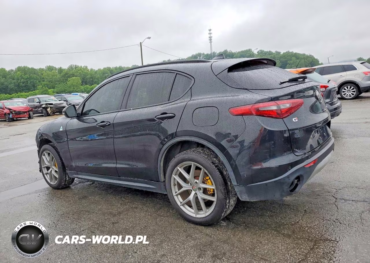 2018 Alfa Romeo Stelvio Ti Sport VIN:ZASFAKNN6J7B99370 - 2