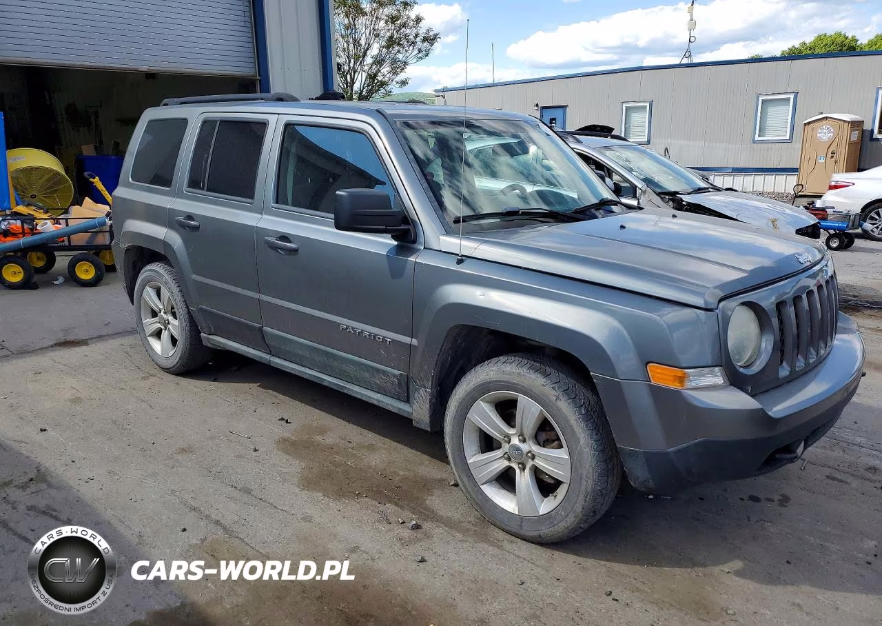 2012 Jeep Patriot Sport VIN:1C4NJRBBXCD509581 - 4