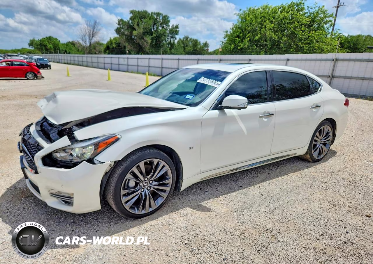 2018 Infiniti Q70L 3.7 Luxe