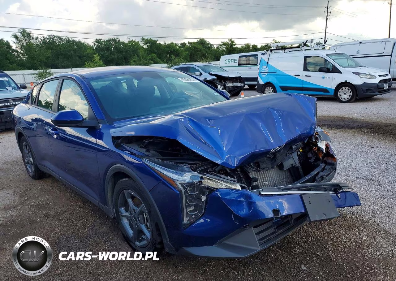 2025 Kia K4 Lxs VIN:3KPFT4DE9SE034284 - 4