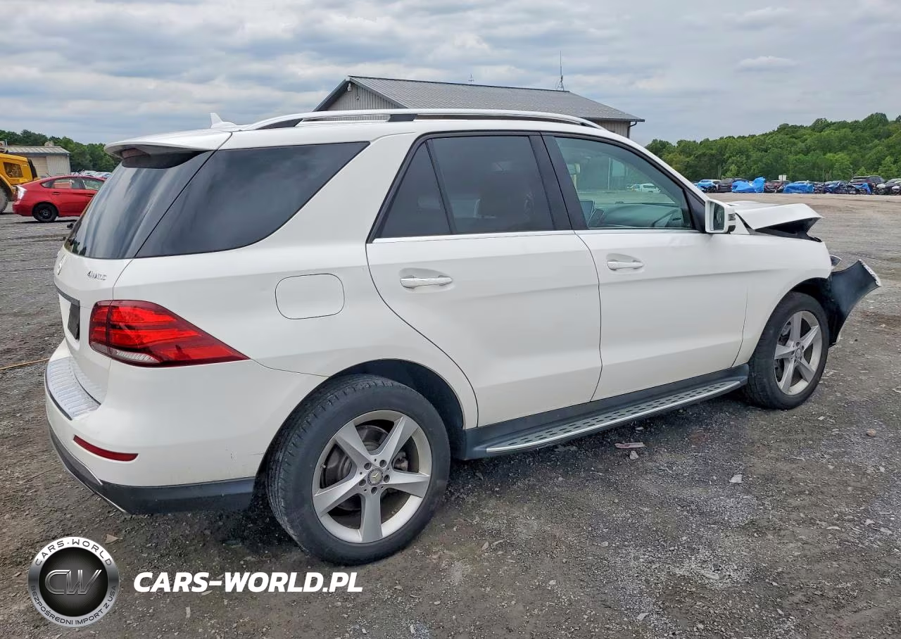 2016 Mercedes-Benz Gle 350 4Matic VIN:4JGDA5HB0GA700506 - 3