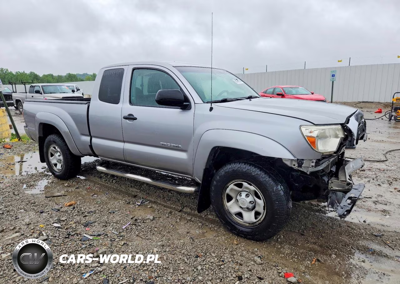 2015 Toyota Tacoma Access Cab VIN:5TFUX4EN7FX039841 - 4