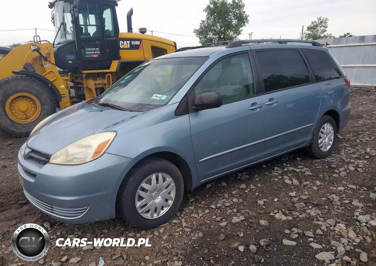 2005 Toyota Sienna Le 7 Passenger
