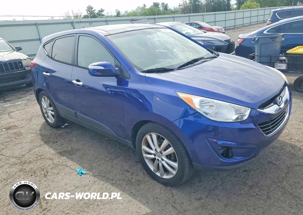 2012 Hyundai Tucson Limited VIN:KM8JUCAC2CU436893 - 4
