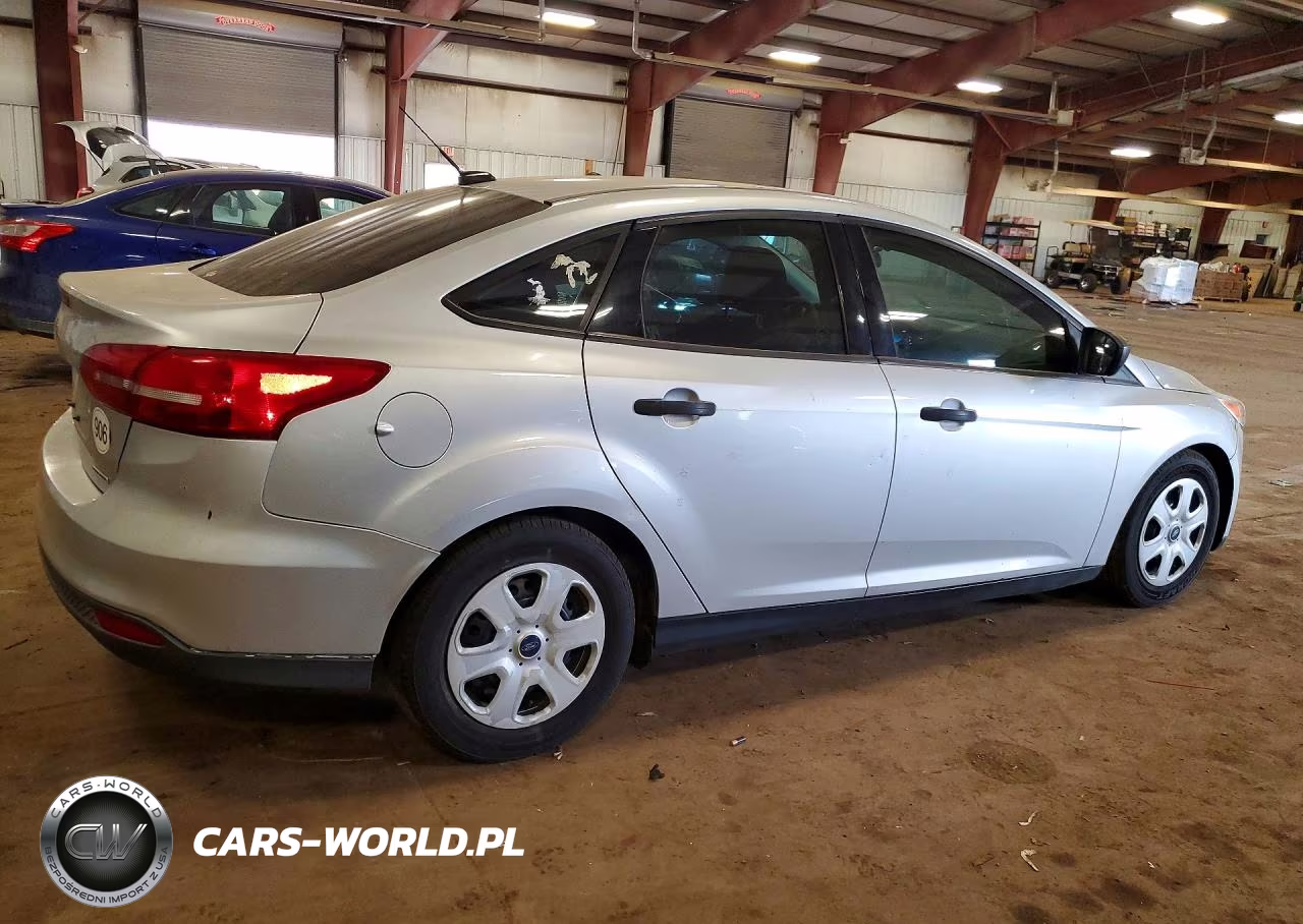 2016 Ford Focus S VIN:1FADP3E23GL397470 - 3