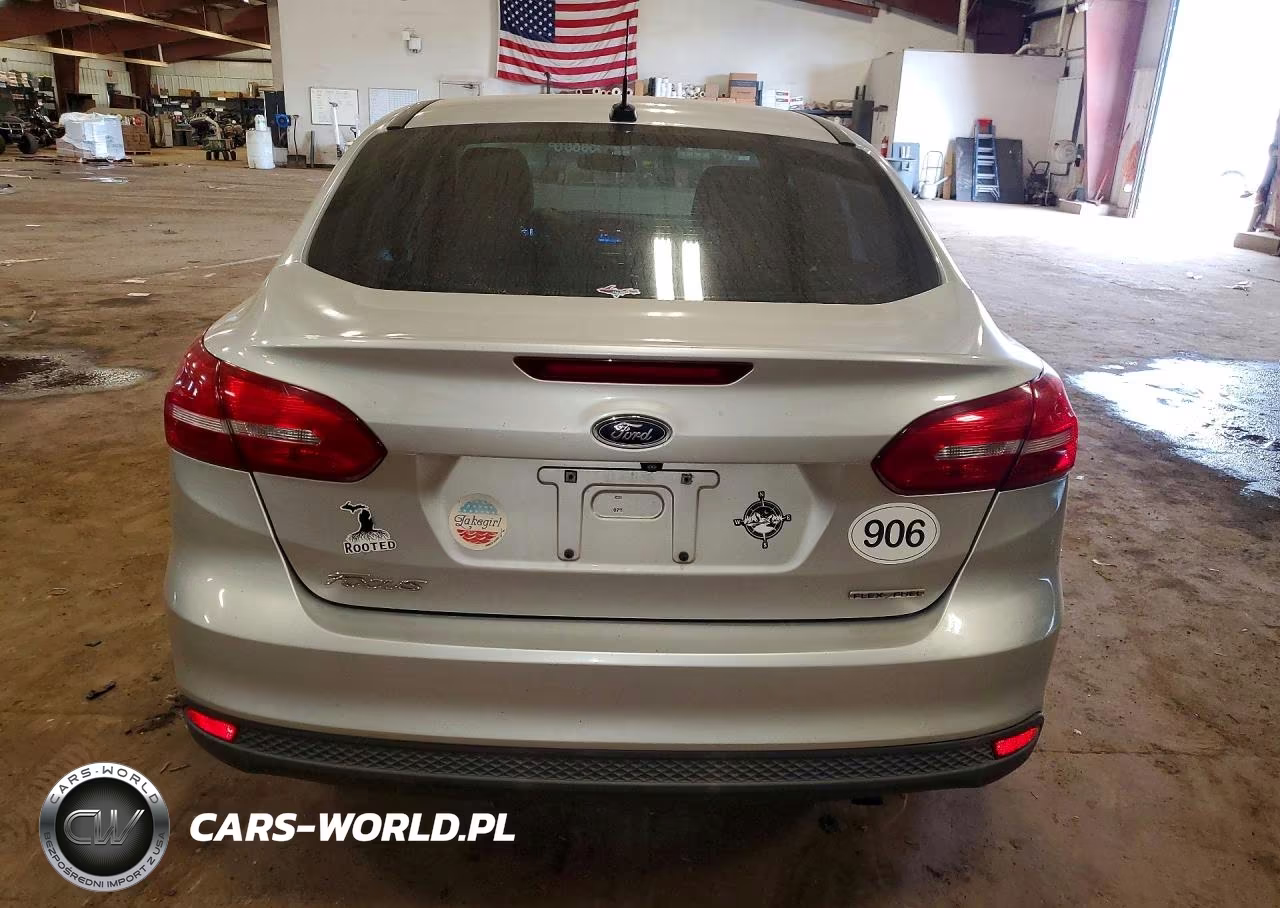 2016 Ford Focus S VIN:1FADP3E23GL397470 - 6