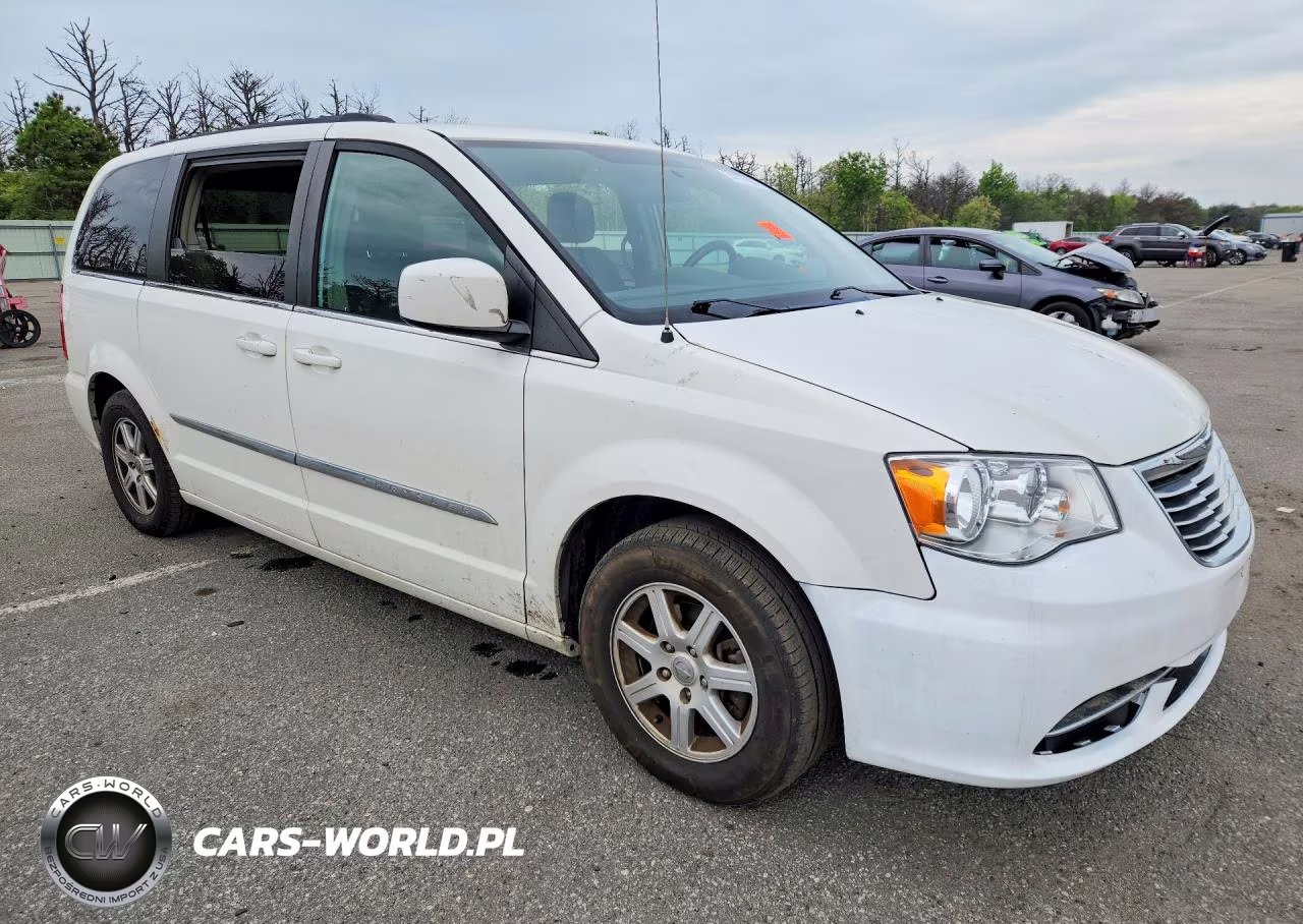 2011 Chrysler Town & Country Touring VIN:2A4RR5DG8BR613262 - 4