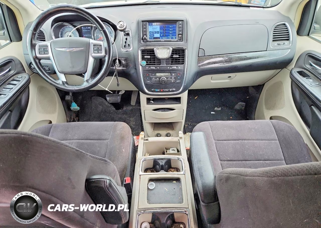 2011 Chrysler Town & Country Touring VIN:2A4RR5DG8BR613262 - 8
