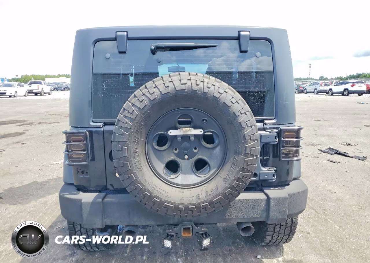 2015 Jeep Wrangler Sport VIN:1C4GJWAG0FL585339 - 6