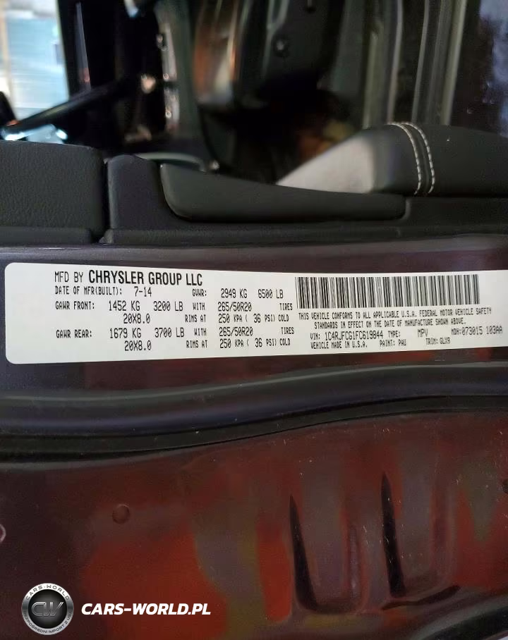 2015 Jeep Grand Cherokee Overland VIN:1C4RJFCG1FC619844 - 13