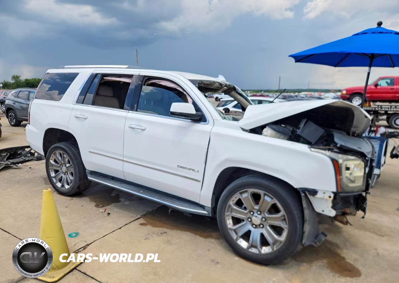 2015 GMC Yukon Denali VIN:1GKS1CKJ0FR625911 - 4