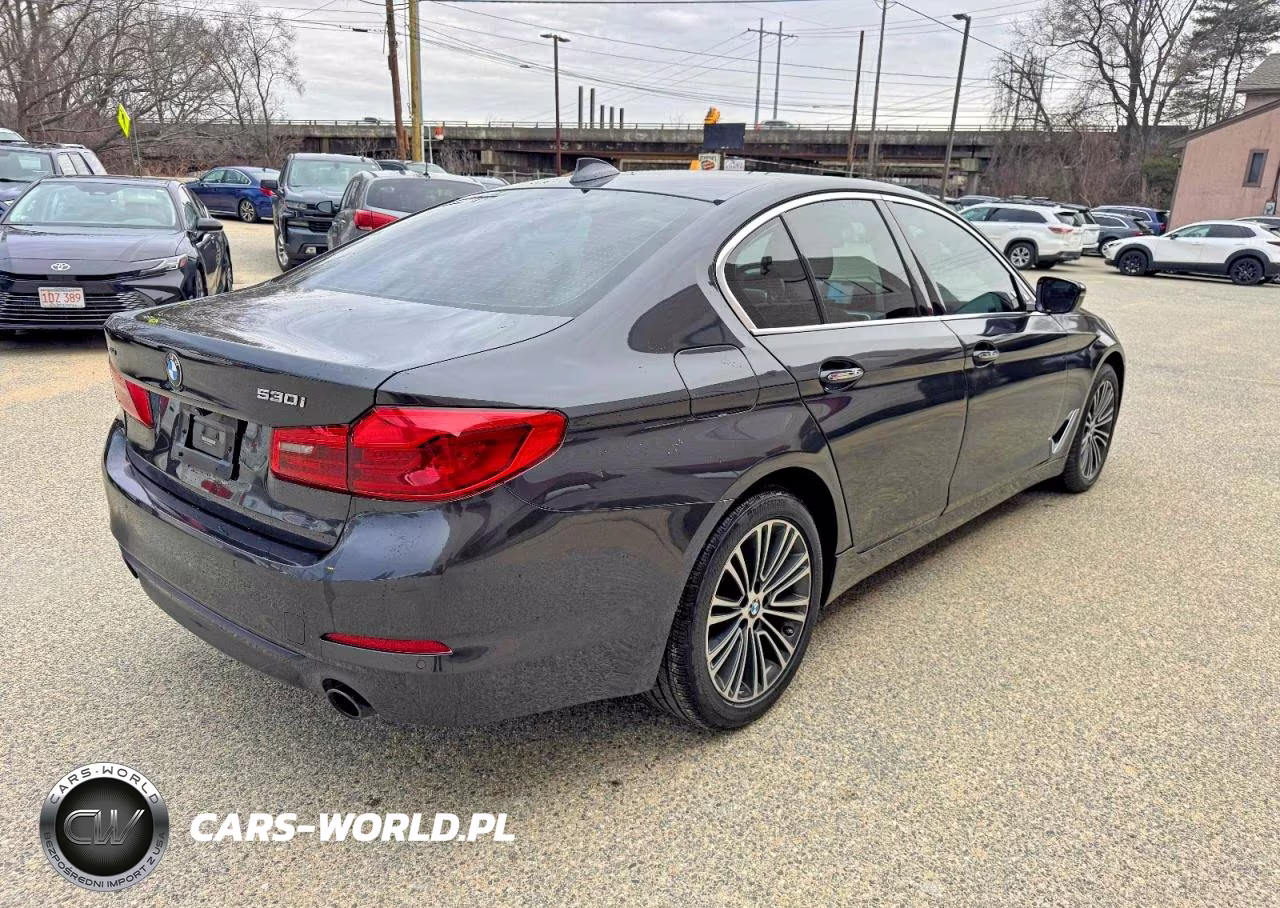 2018 BMW 530 Xi VIN:WBAJA7C5XJWA73151 - 4