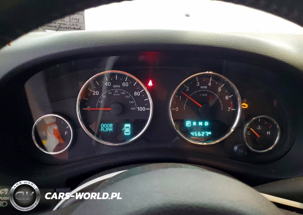 2016 Jeep Wrangler Unlimited Sahara VIN:1C4BJWEG4GL138258 - 9