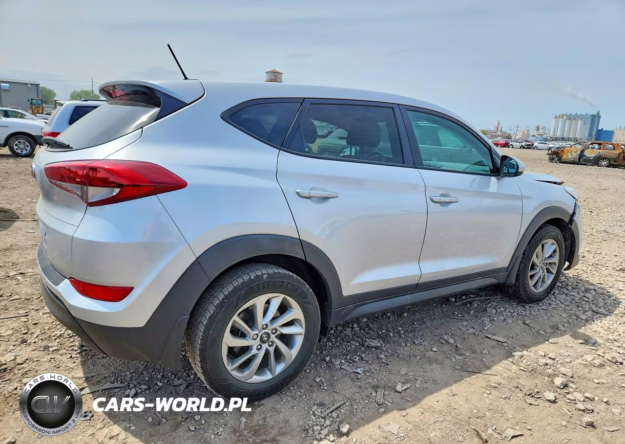 2017 Hyundai Tucson Se VIN:KM8J23A44HU337353 - 3